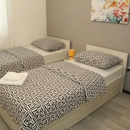 Rina,biograd Na Moru *