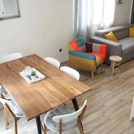 Rina,biograd Na Moru بيوغْغاد نا موغو