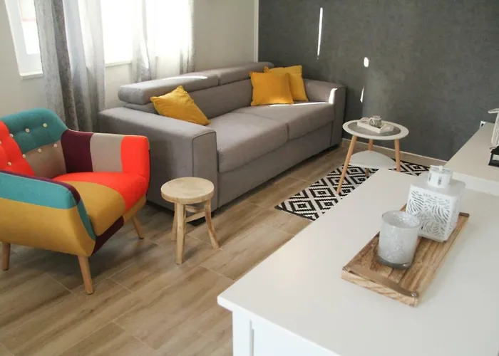 Rina,biograd Na Moru דירה ביוגראד נה מורו