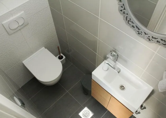 Rina,biograd Na Moru ביוגראד נה מורו