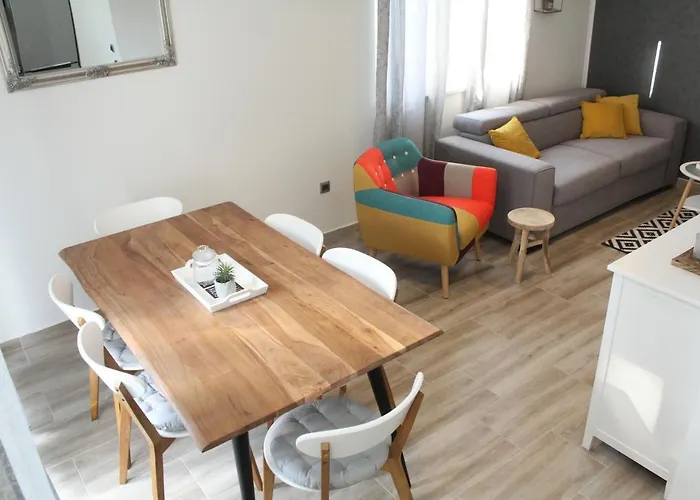 Rina,biograd Na Moru ביוגראד נה מורו